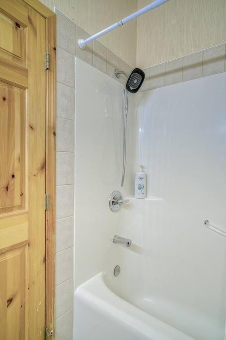 5 Mins To Banff - Cozy Townhome 2Br&2Bath - Banff Pass Included Кенмор Екстер'єр фото