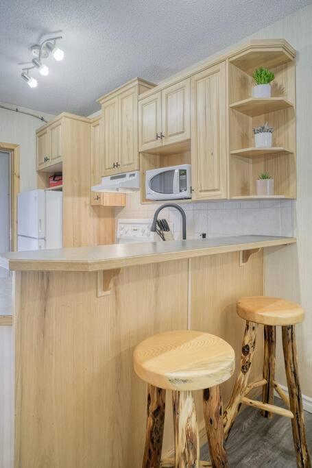 5 Mins To Banff - Cozy Townhome 2Br&2Bath - Banff Pass Included Кенмор Екстер'єр фото